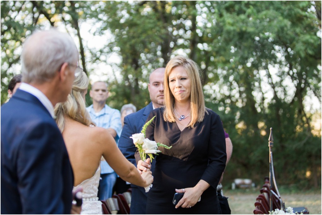 River-road-chateau-dallas-wedding-www.katepease.com_0110