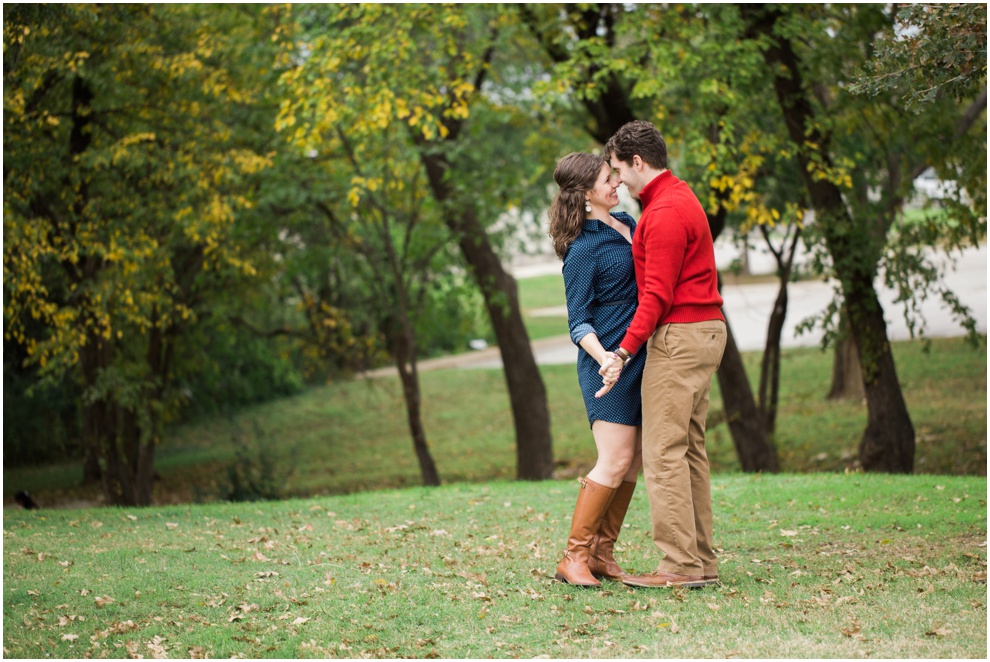 grapevine-engagement-photo-sarah-and-collin-www.katepease.com_0006