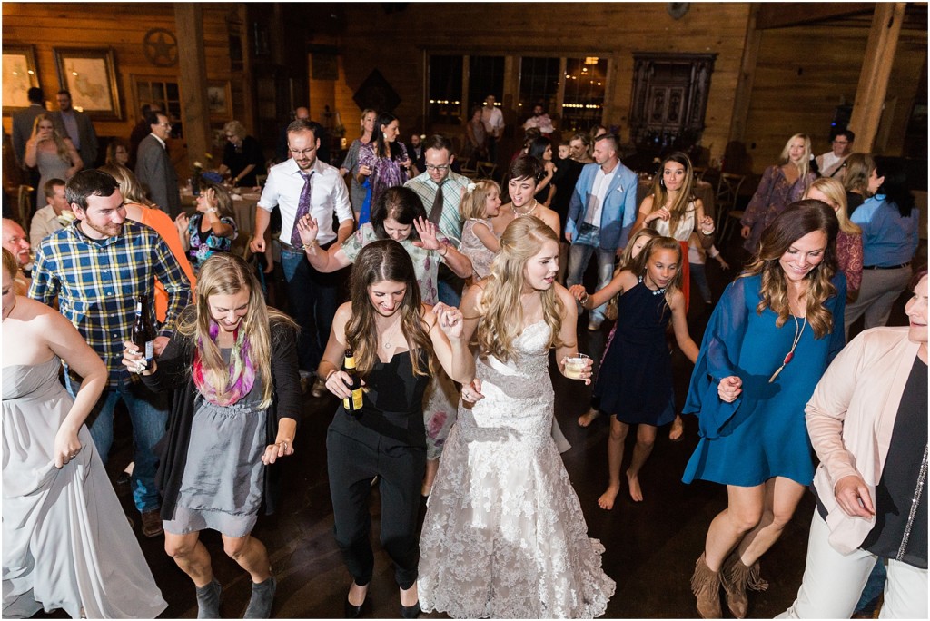 classic-oaks-ranch-wedding-photo-dallas-photography-www-katepease-com_0034