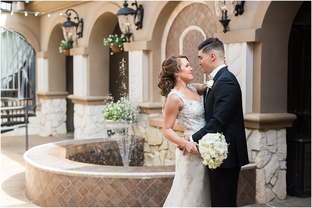 10piazza-in-the-village-wedding-dallas-wedding-photographer